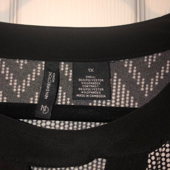 Ladies black and white XL blouse - Picture 2 of 4